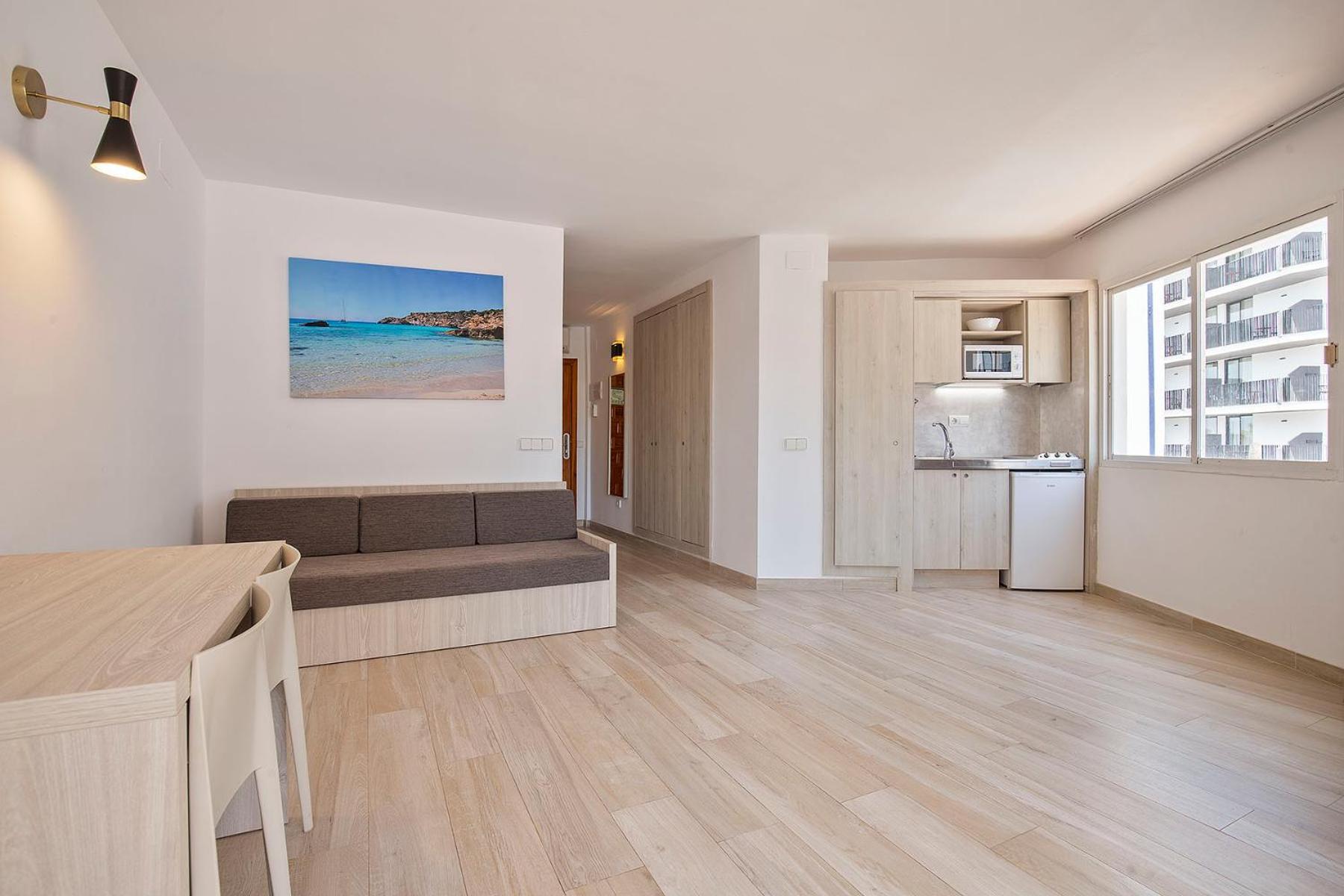 Sunside Central Park Apartamentos - Only Adults San Antonio Abad Exterior foto