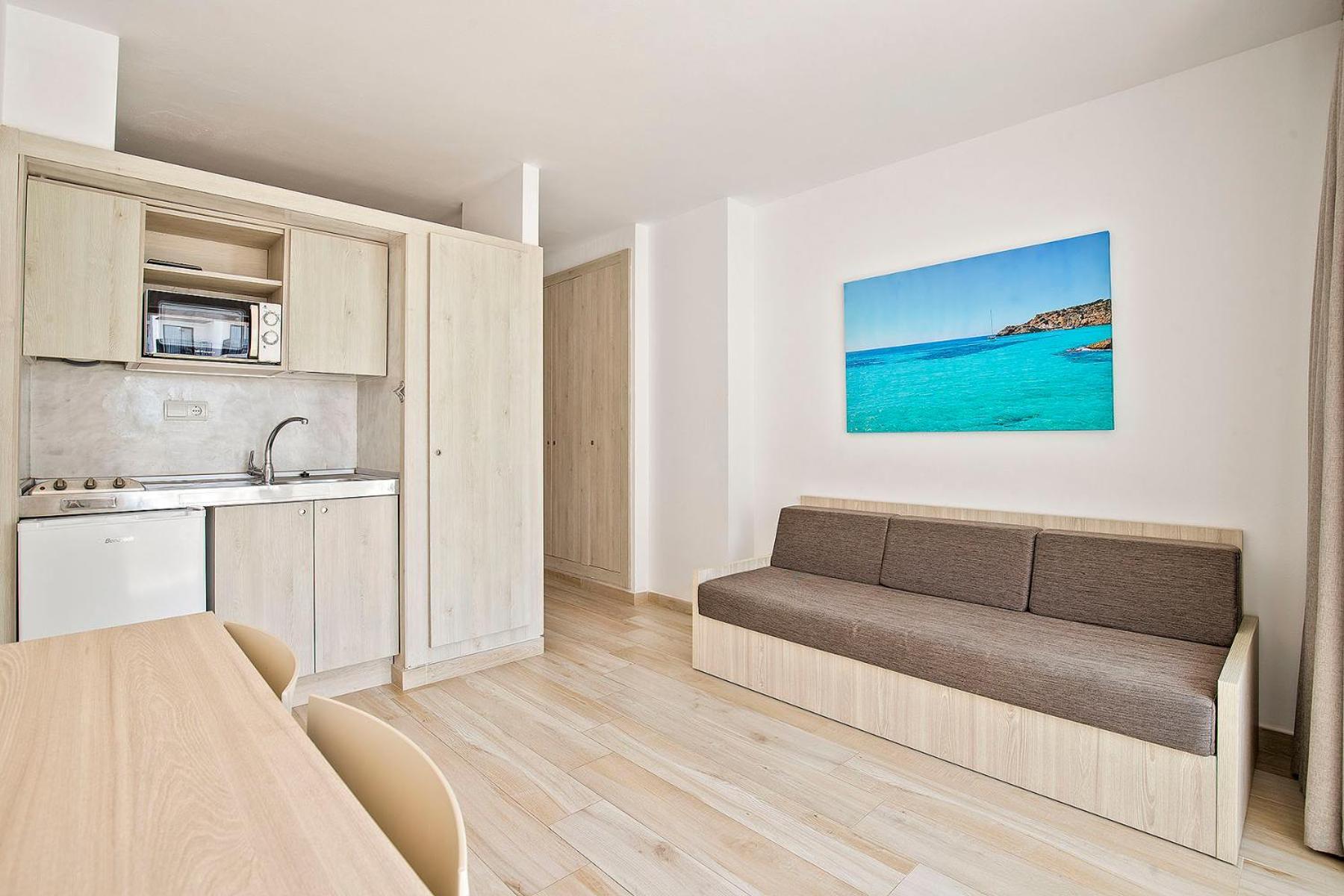 Sunside Central Park Apartamentos - Only Adults San Antonio Abad Exterior foto